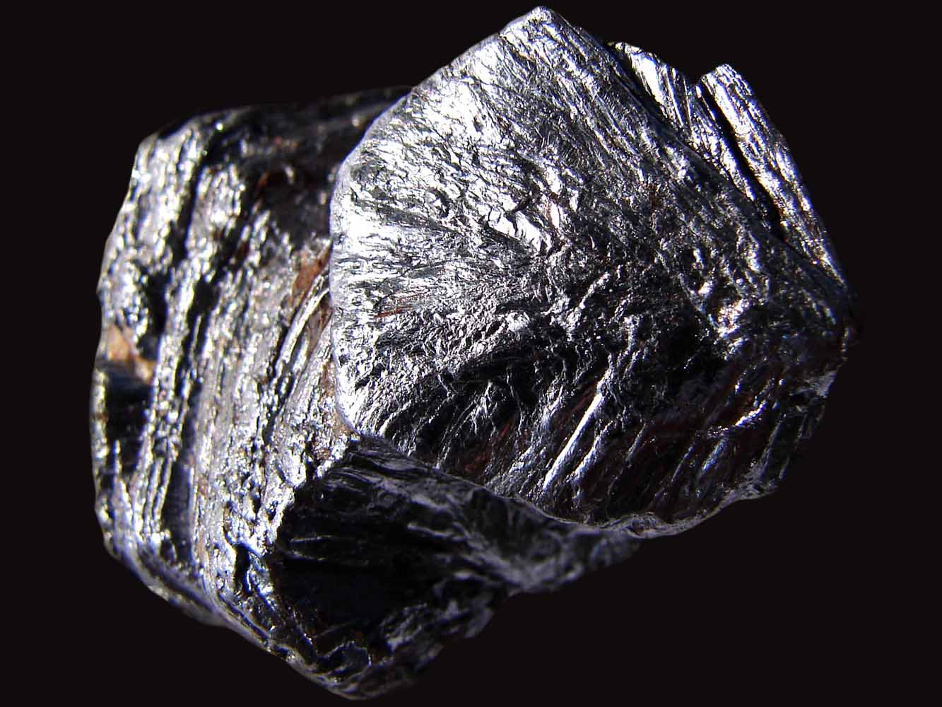 Молибден свинца. Минералы ниобия. Молибденит минерал. Молибден металл. Ниобий-Титан.
