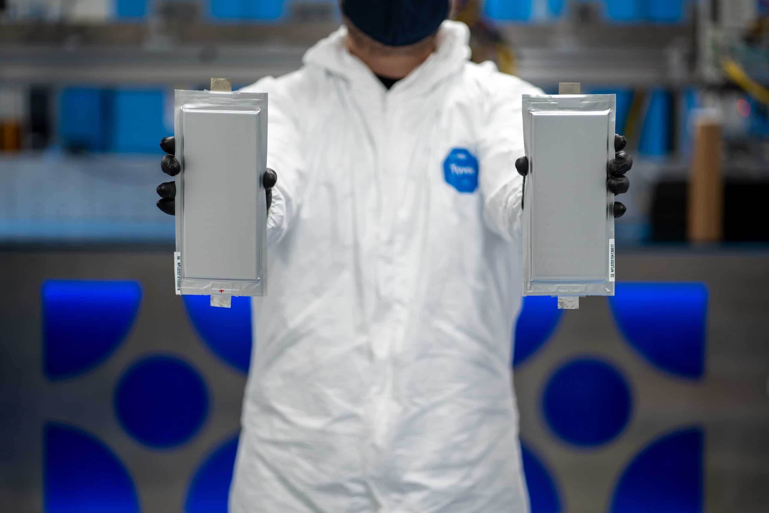 Solid-state battery maker picks up $130 million investment – pv ...