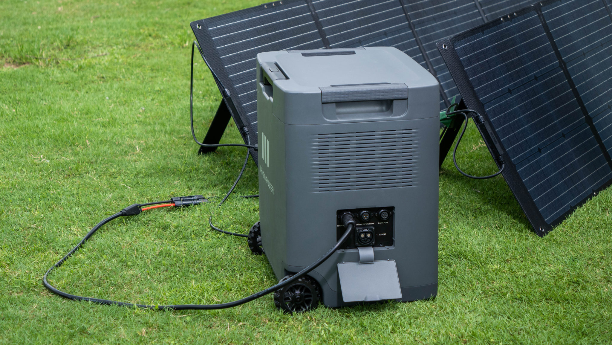 Portable power station with CATL battery tech pv magazine International