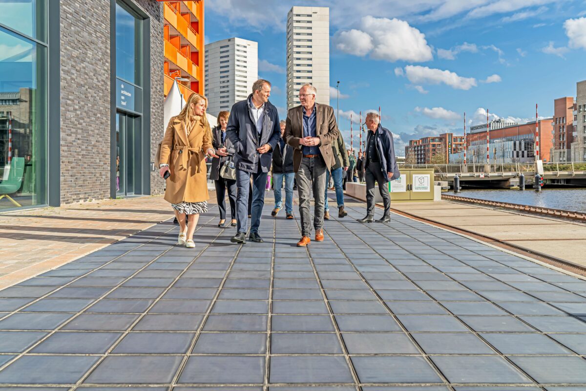 Nederlandse stad installeert zonnecorridor – pv magazine international