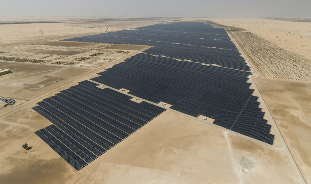 Dubai refinances 950 MW Noor Energy 1 CSP-PV plant at $2.7 billion