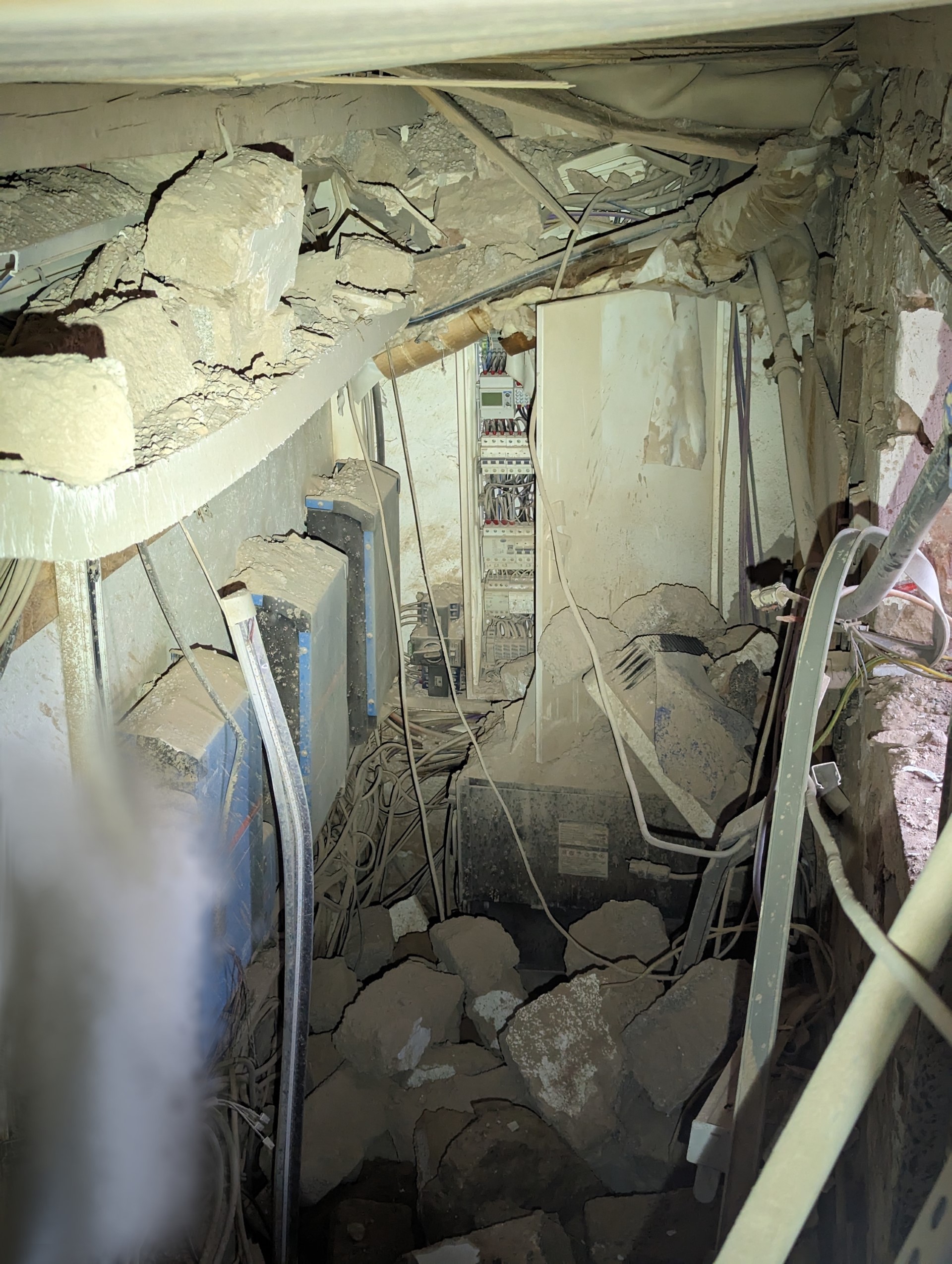 Investigators still uncertain about cause of 30 kWh battery explosion