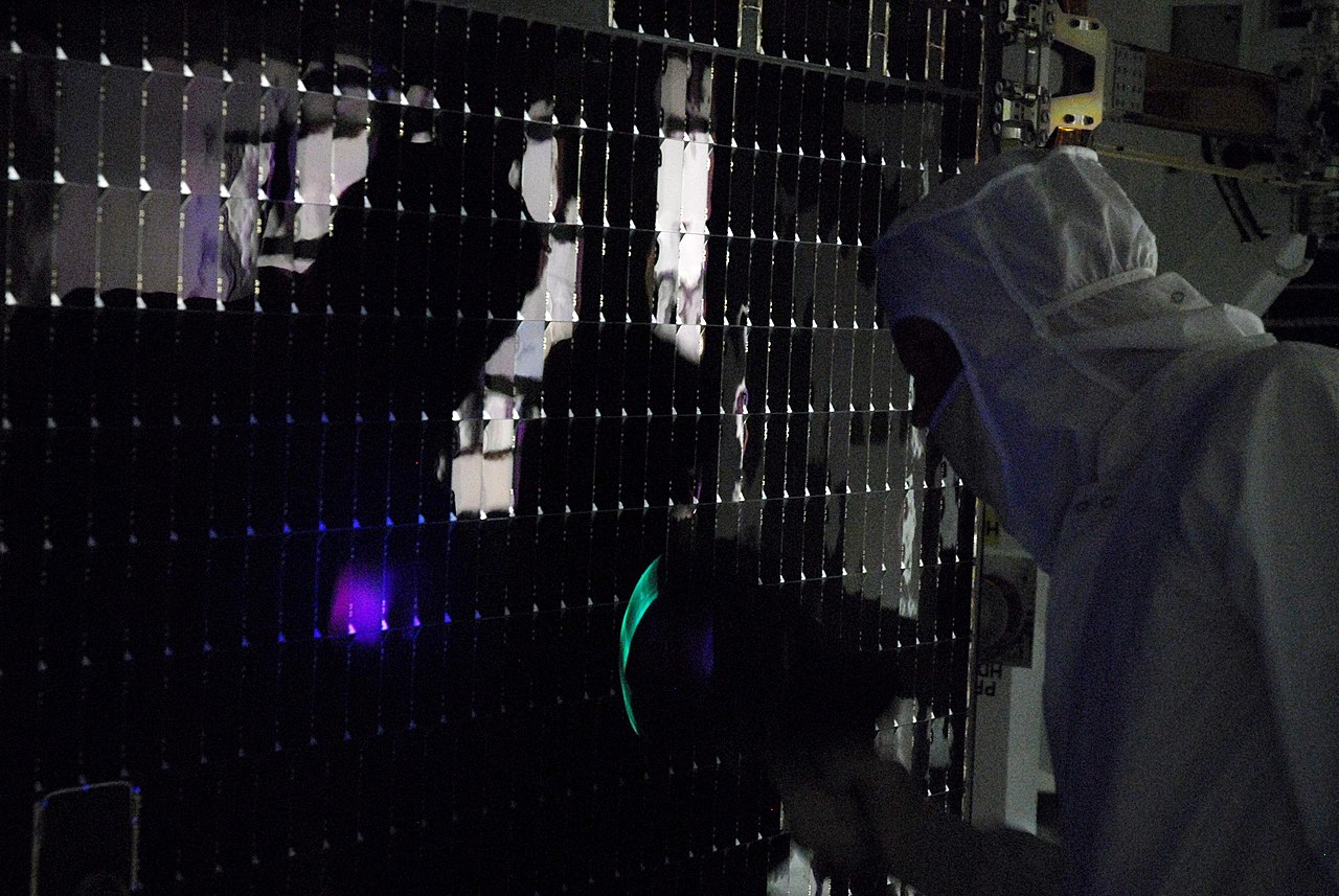 Dark Iv Testing Solar Array The impact of temperature on III-V solar cells – pv magazine International