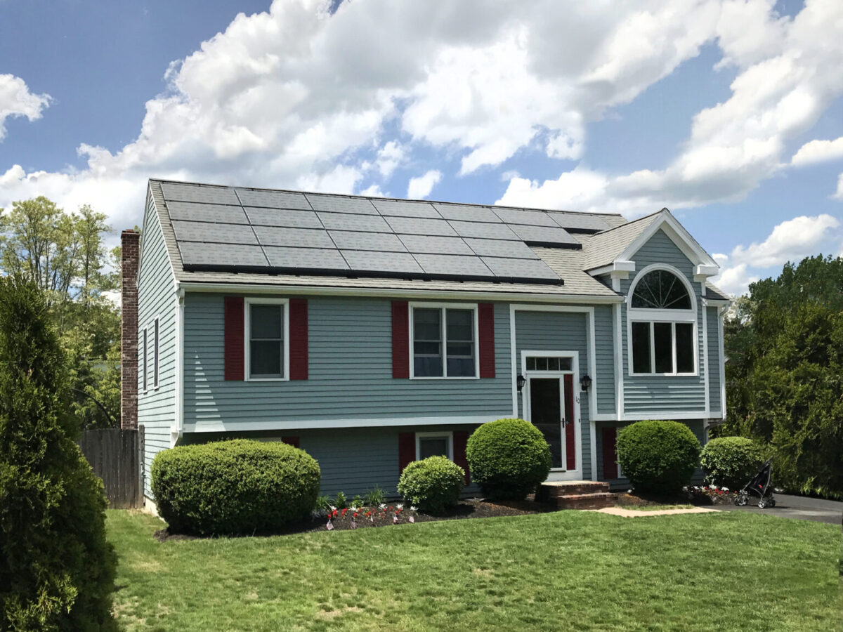 Energia solar no telhado em Weymouth, Massachusetts