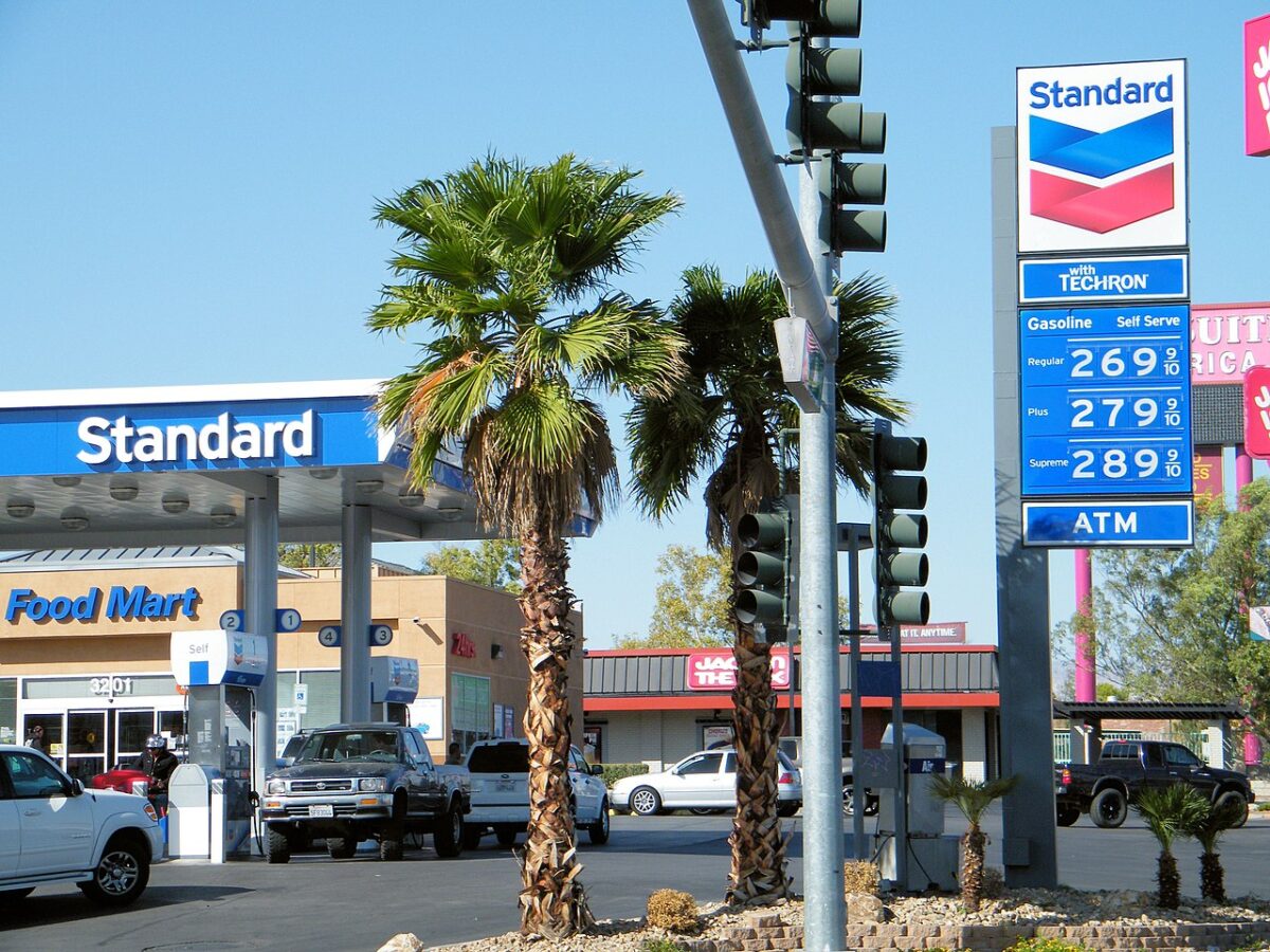 Standard gas station