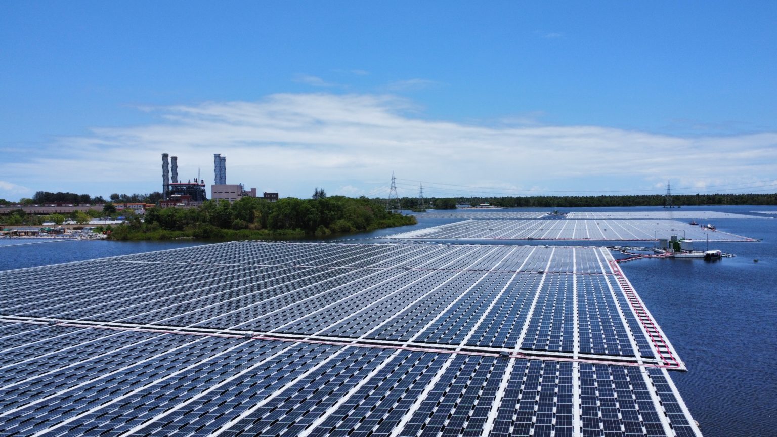 India approves 5 GW floating solar program with mandatory storage