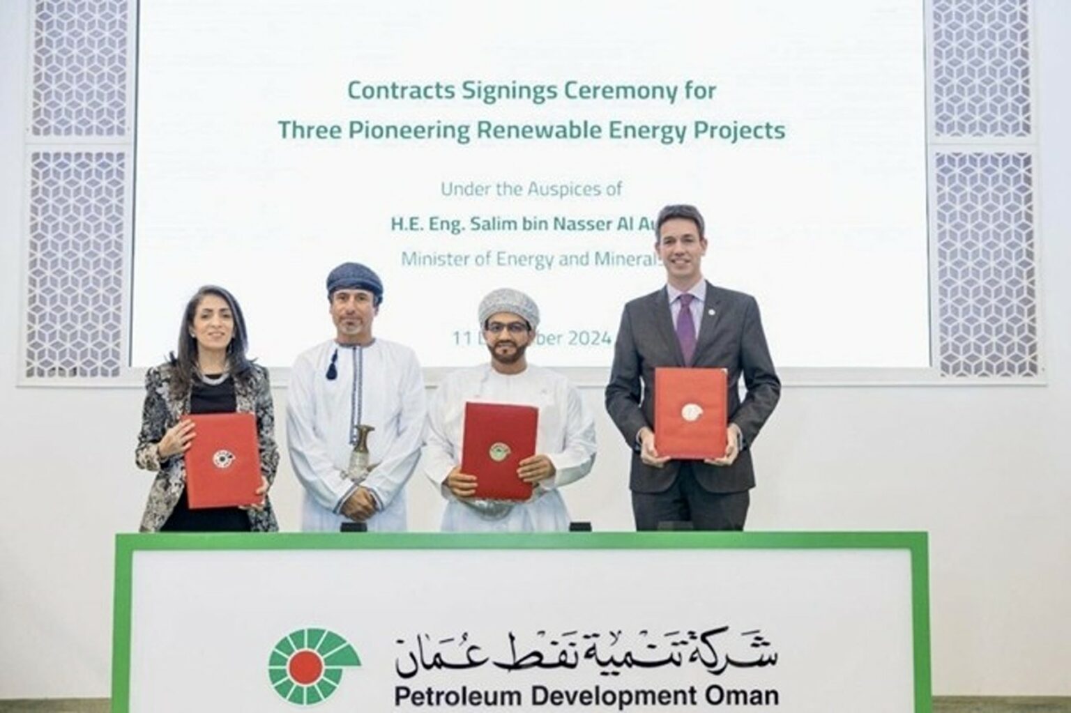 TotalEnergies, OQ Alternative Energy to build 100 MW of solar in Oman ...