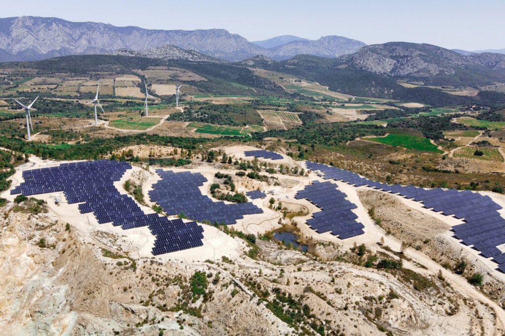 Urbasolar, Axpo, Solarpark, Windkraftanlagen, Frankreich