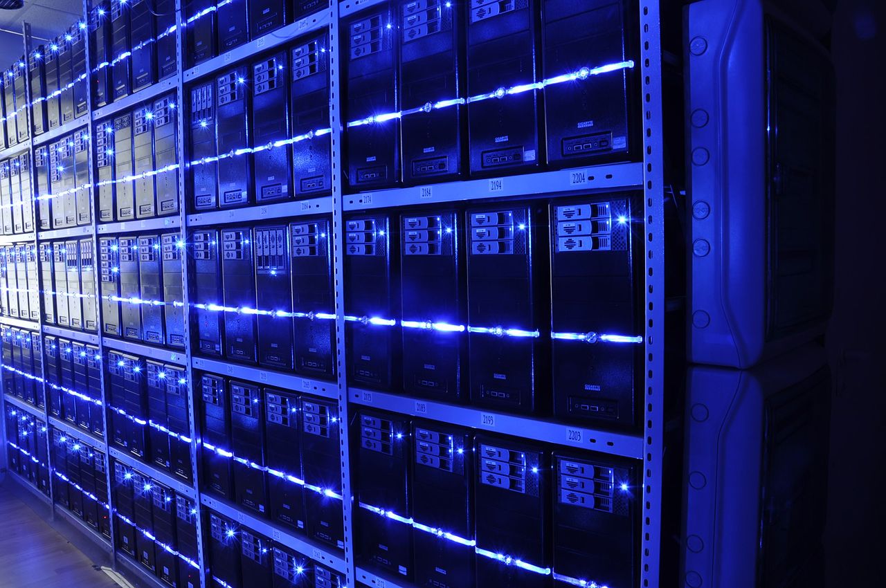 Renewables-powered data centers feasible with sevenfold solar and wind overbuild, study finds