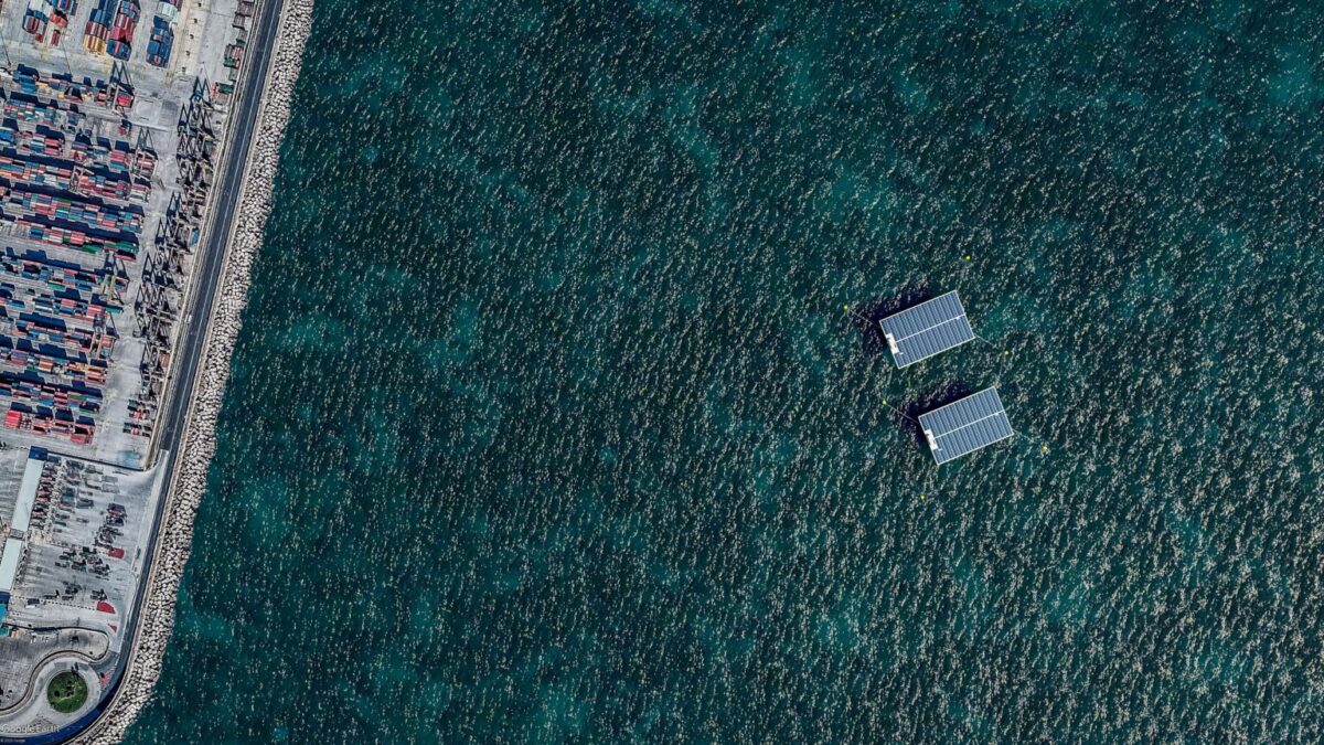 Naturgy, BlueNewables build 1 MW offshore solar plant in Spain