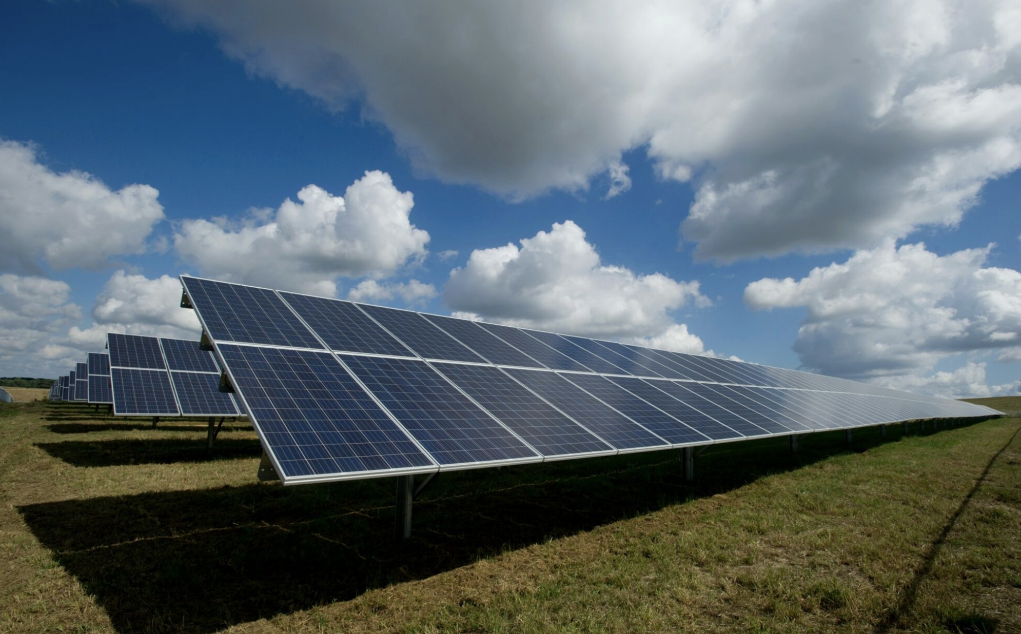 Solar Array On Integrity US researchers use machine learning to detect hidden solar array ...