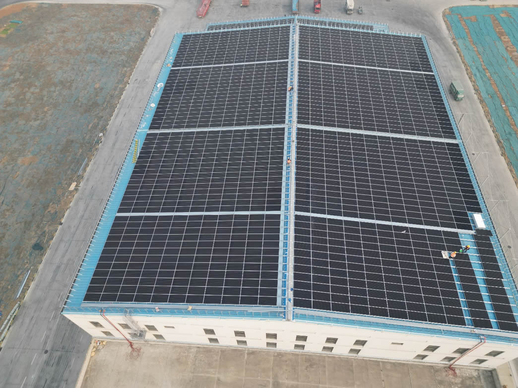 Aiko achieves 24.8% efficiency in commercial solar module production