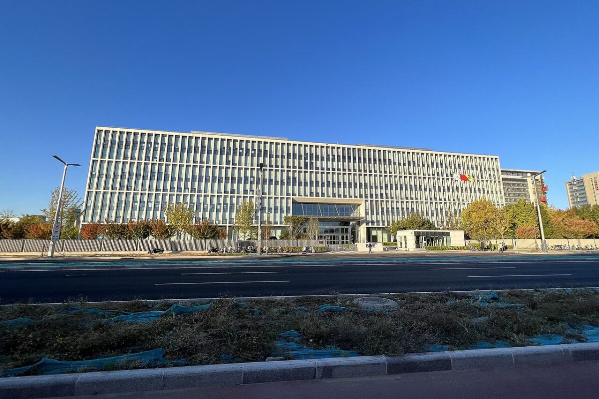 pv-magazine.com - Patrick Jowett - China's Hefei BOE Solar Technology claims 27.37% efficiency for perovskite solar cell