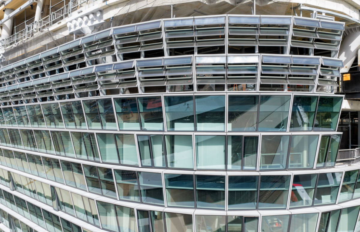 Onyx Solar BIPV solution turns skyscraper skin into power source