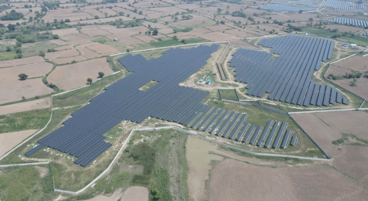 pv-magazine.com - Uma Gupta - India adds 7.8 GW of open-access solar in 2025