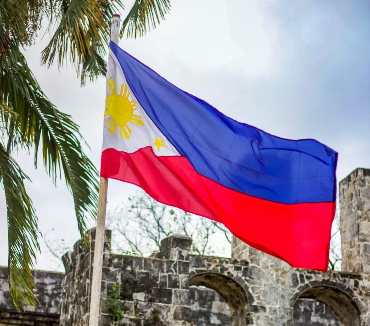 Philippines accelerates permits for solar net-metering 
