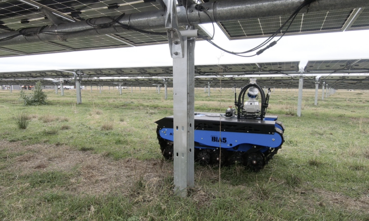 Australian science agency trials AI robots for solar farms