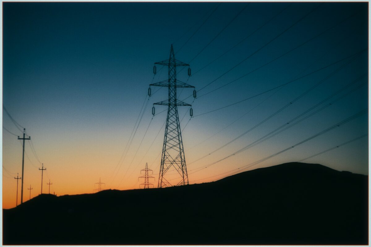 Spain enables 50-plus renewable plants for real-time voltage control