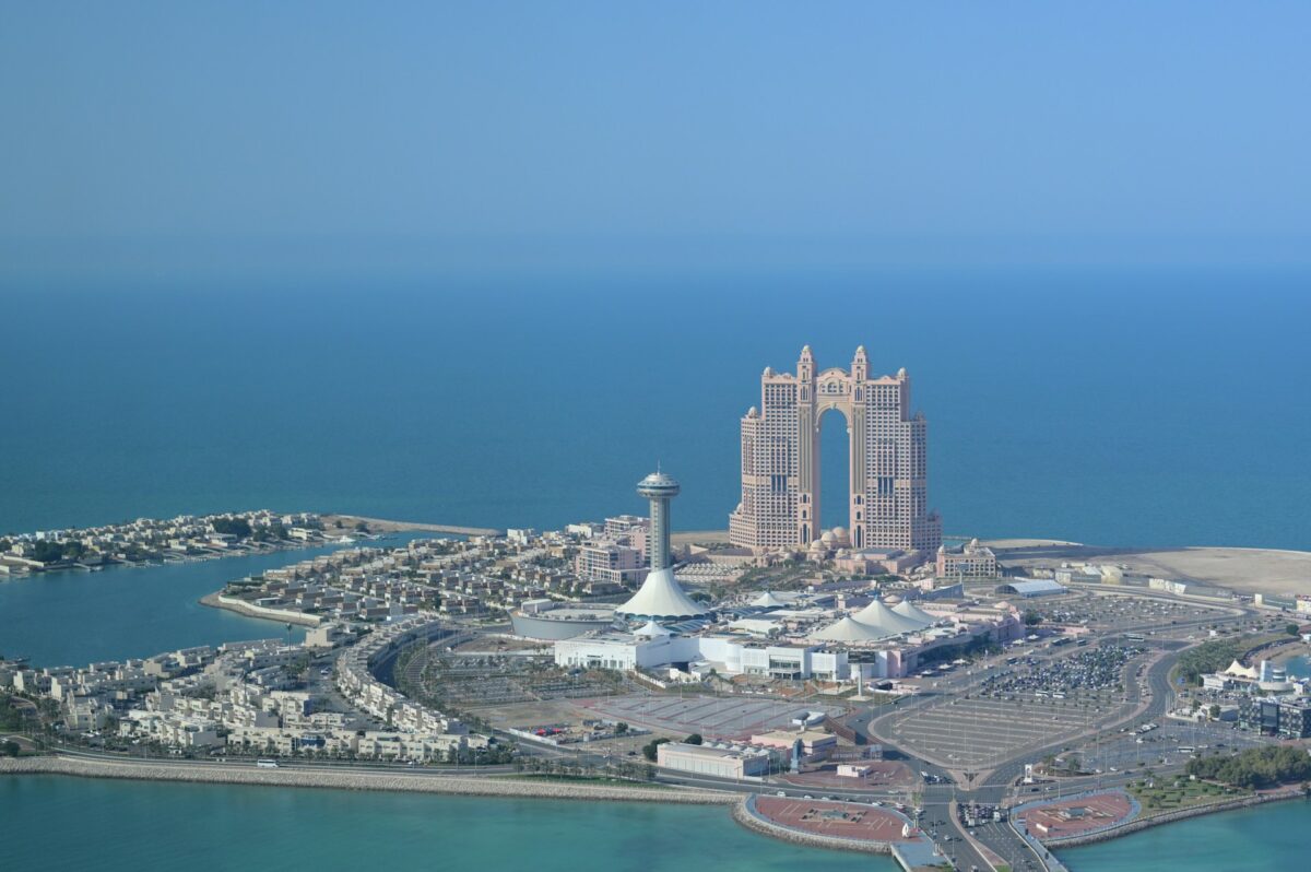 Abu Dhabi extends solar self-supply policy to residents