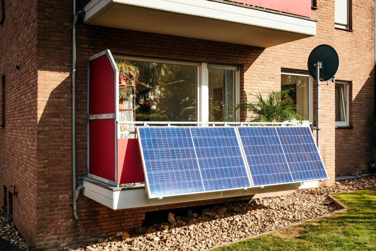 pv-magazine.com - Ben Zientara - California Senate passes plug-in solar bill