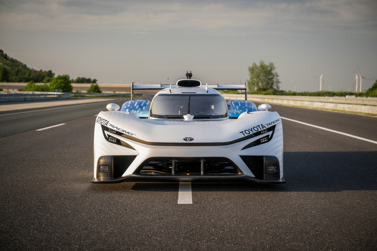 The Hydrogen Stream: Toyota demonstrates its liquid-hydrogen racing prototype