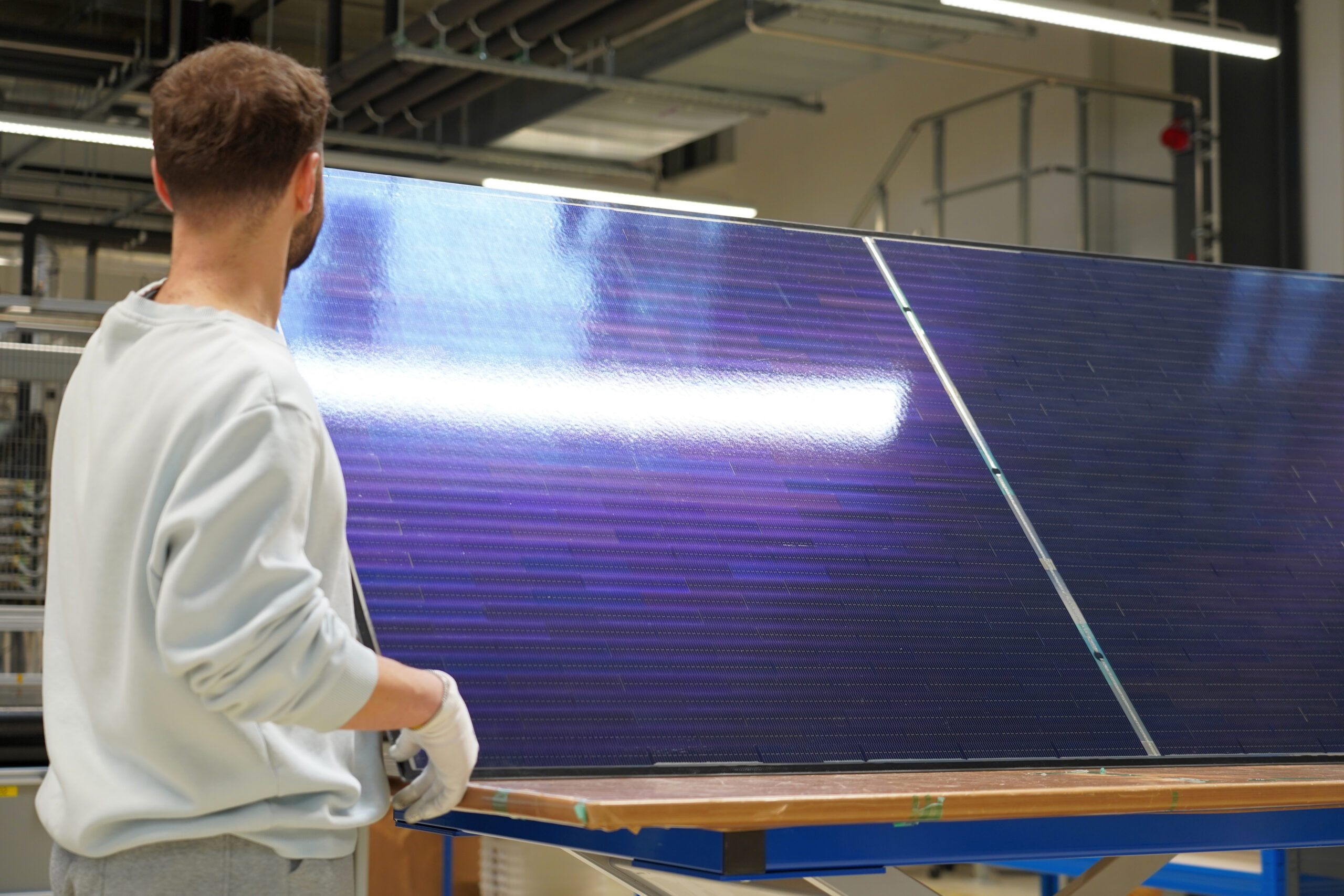 Oxford PV: перовскітно-кремнієвий сонячний модуль досяг 25,6% ефективності