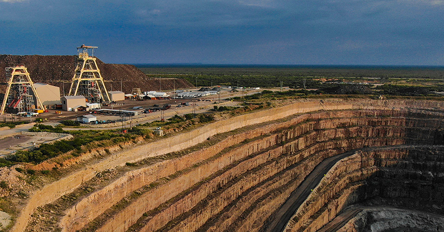 Mining company opens 30 MW solar tender in Botswana