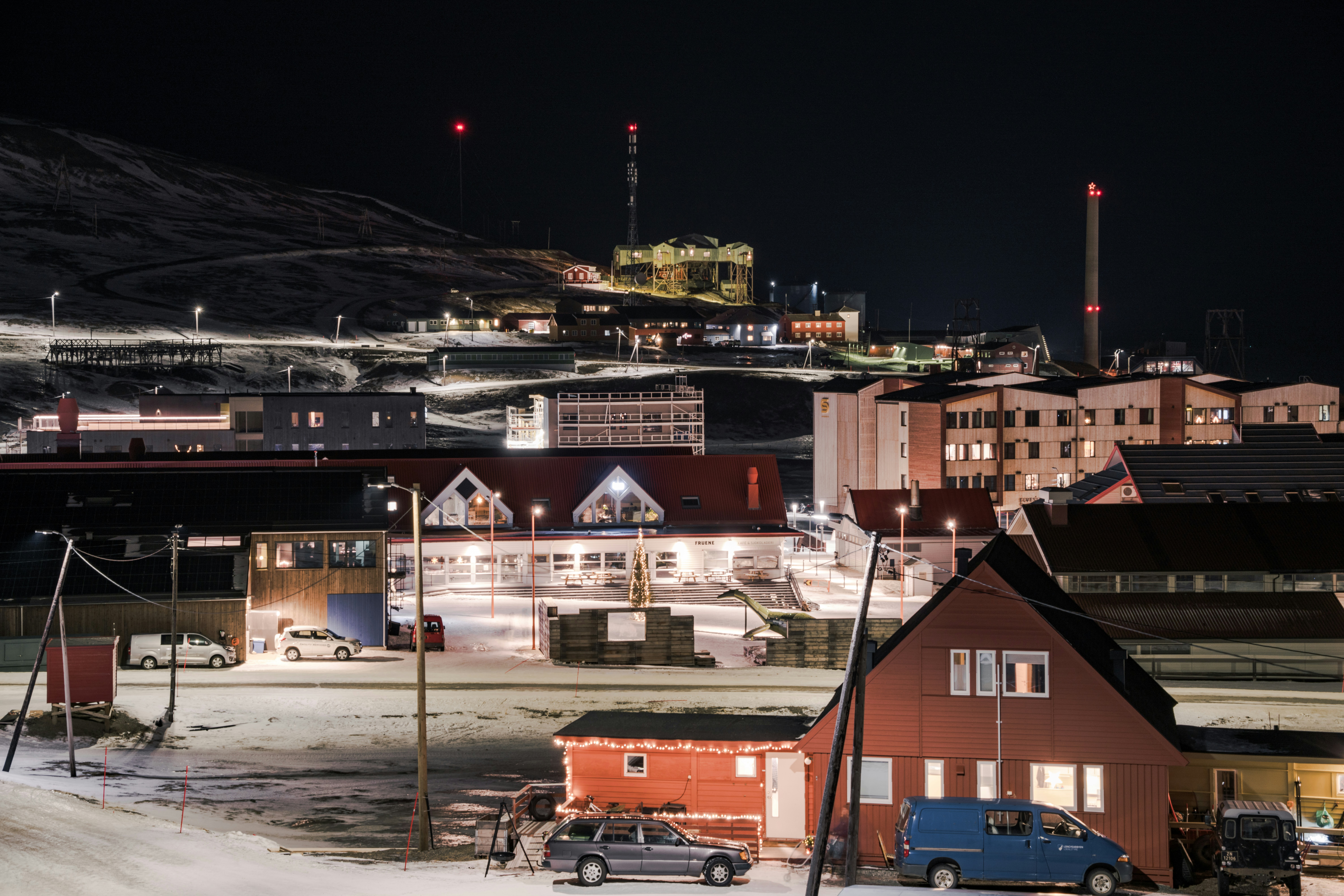 Solar PV potential at one of the world’s northernmost settlements