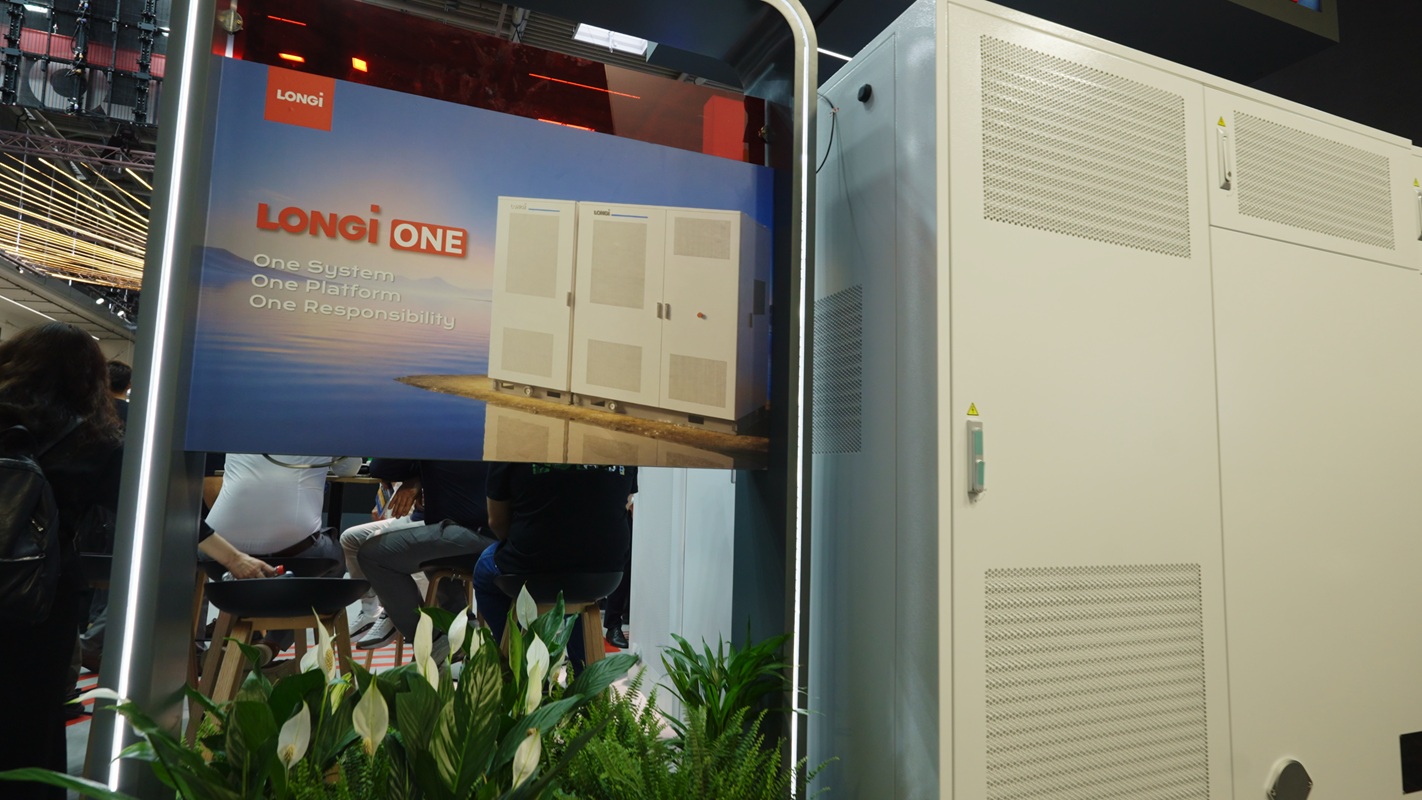 LONGi showcases solar+storage solution at The smarter E 2026