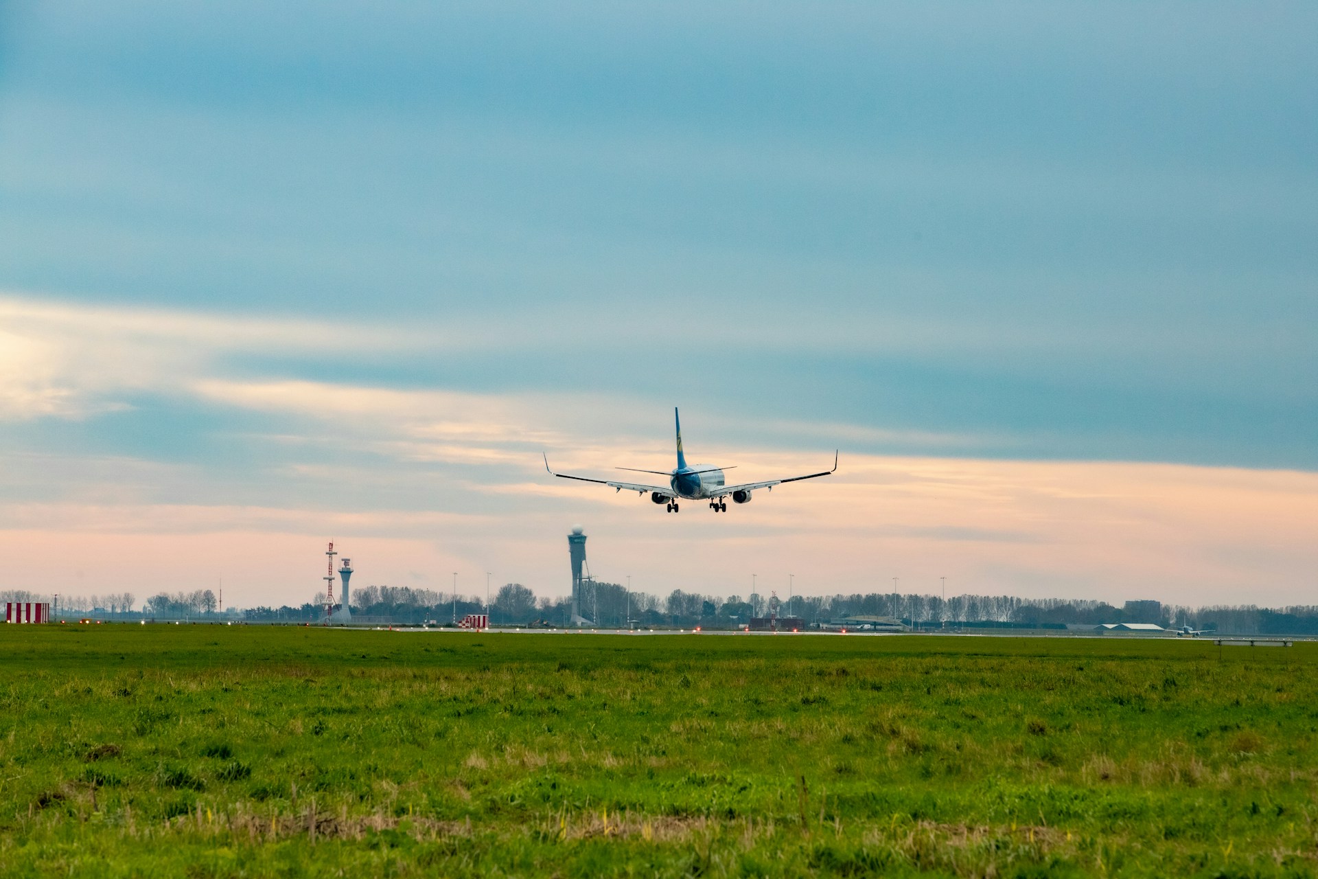 Netherlands proposes stricter solar permitting rules near airports