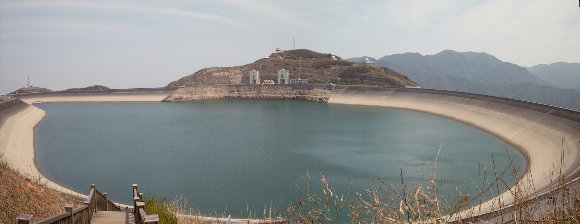 Off-river pumped hydro could provide vast long-duration storage for solar and wind grids