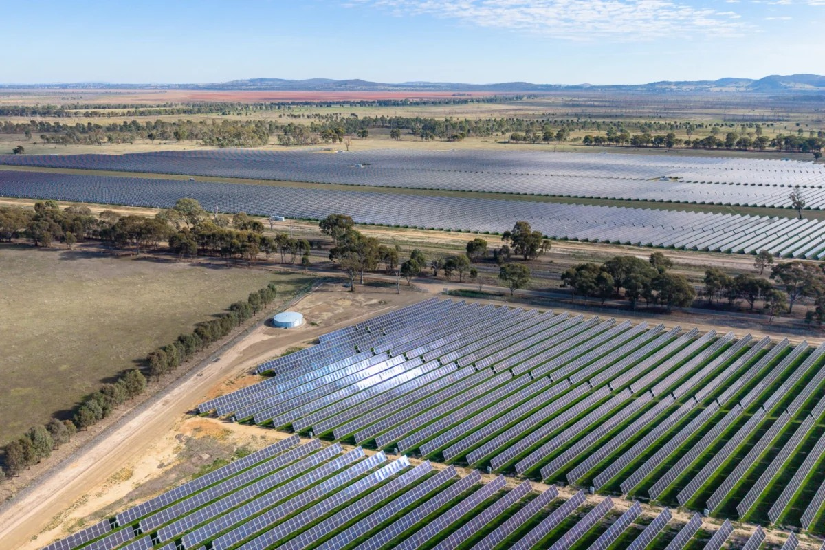 pv-magazine.com - Ev Foley - Large-scale solar projects in Australia reach record 3.5 GW of annual investment decisions