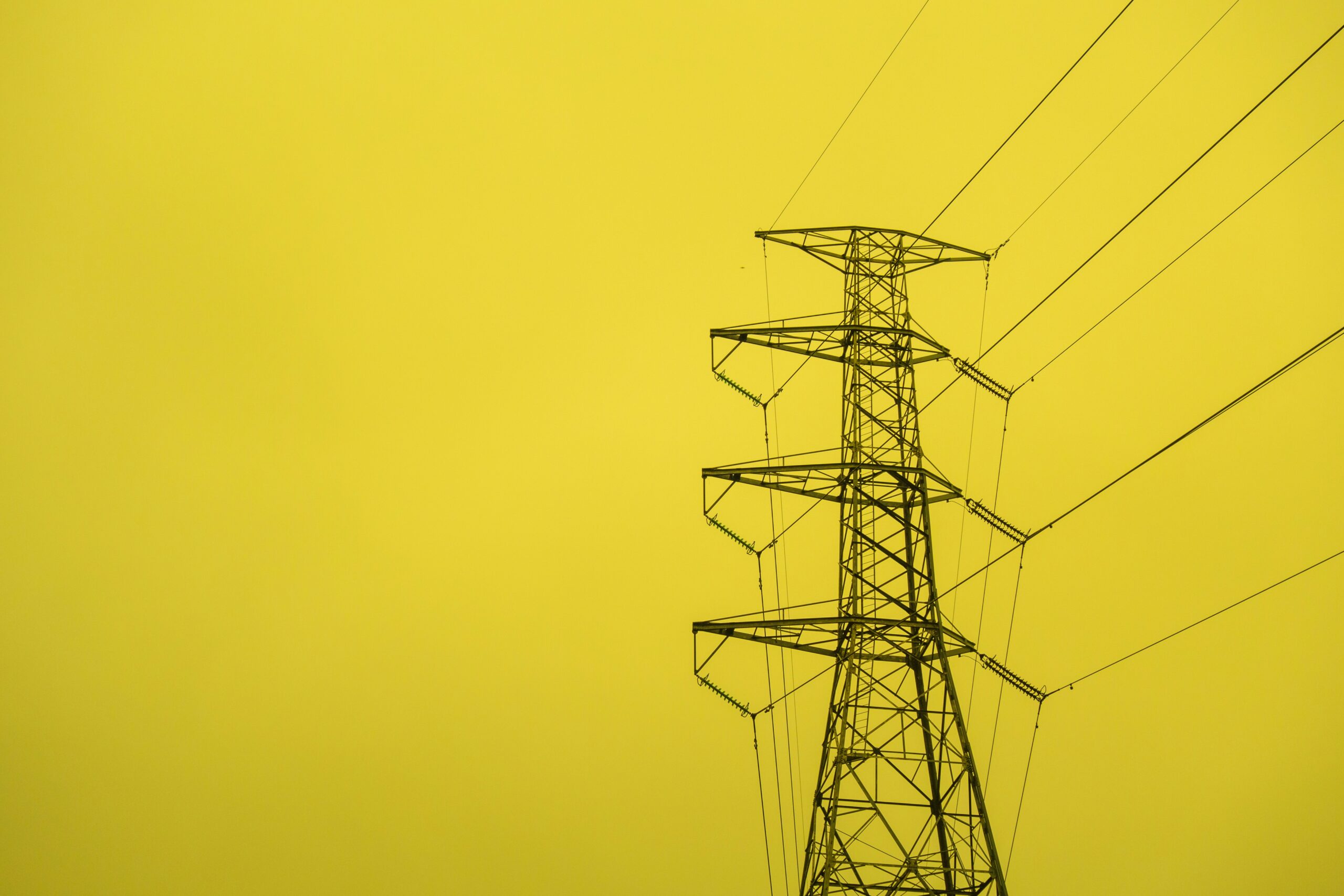 14 GW of unauthorized rooftop solar threatens Brazil's grid stability, TÜV warns