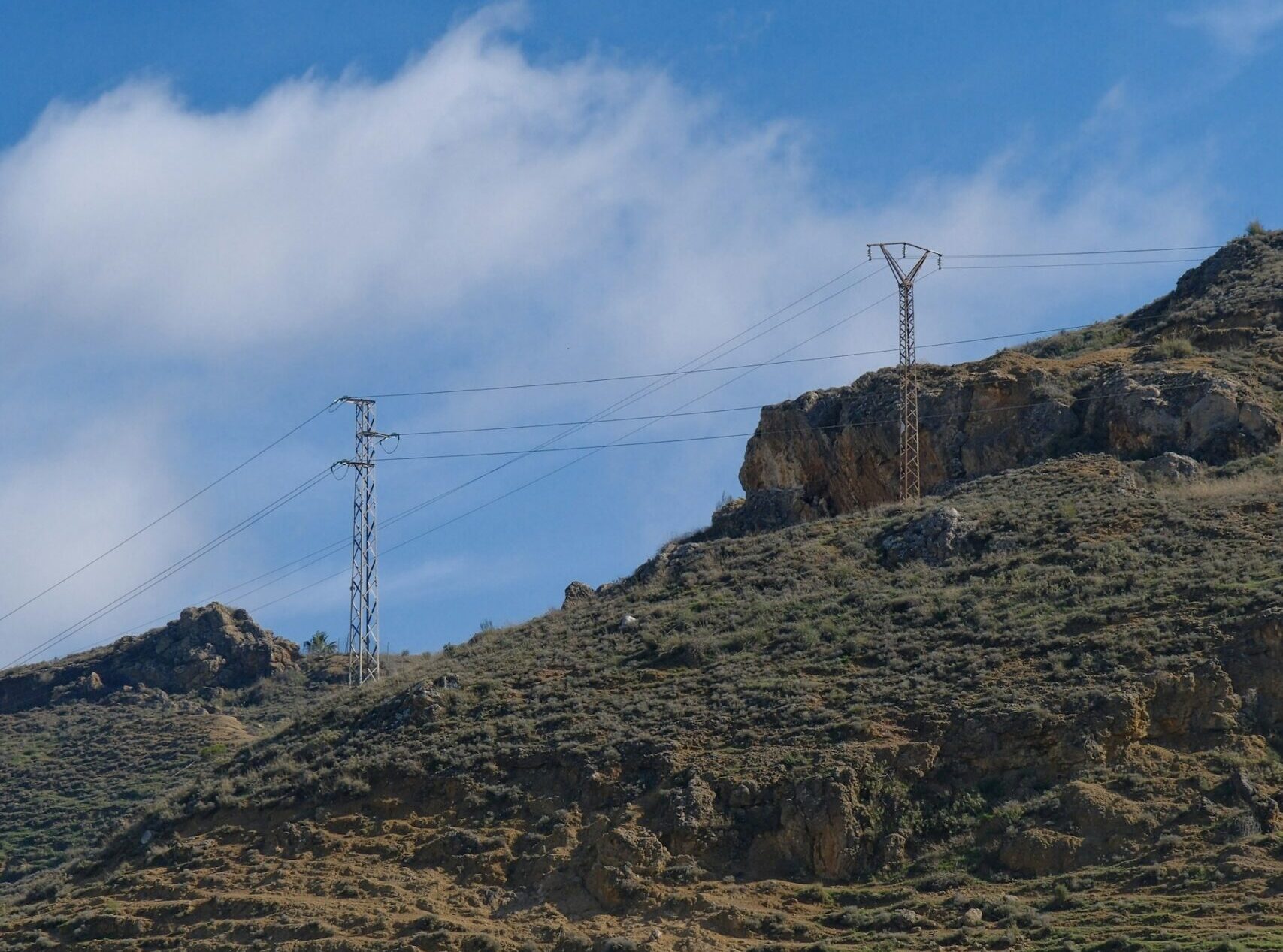 Solar powers 28% of Spain's electricity in May, leading four straight months