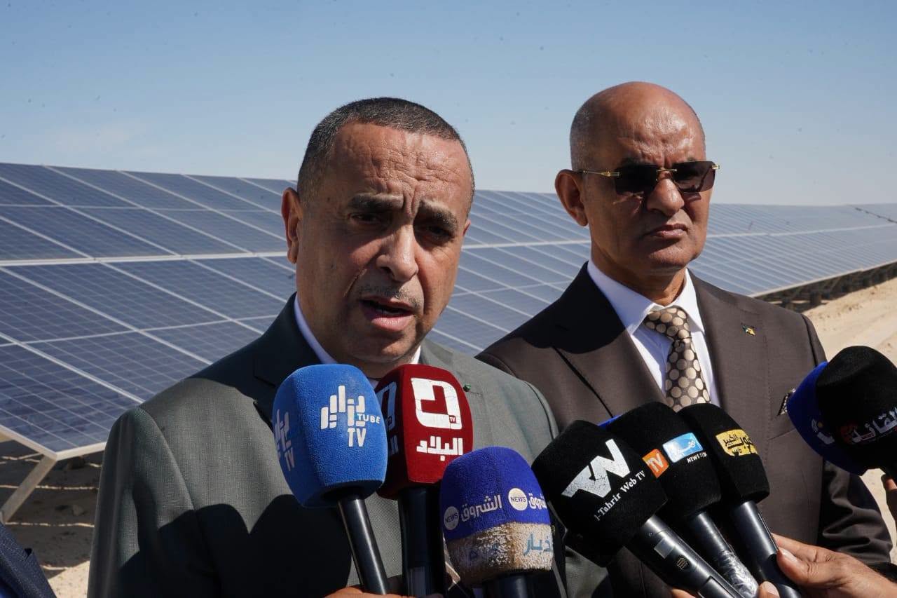 pv-magazine.com - Patrick Jowett - Algeria inaugurates 300 MW solar project