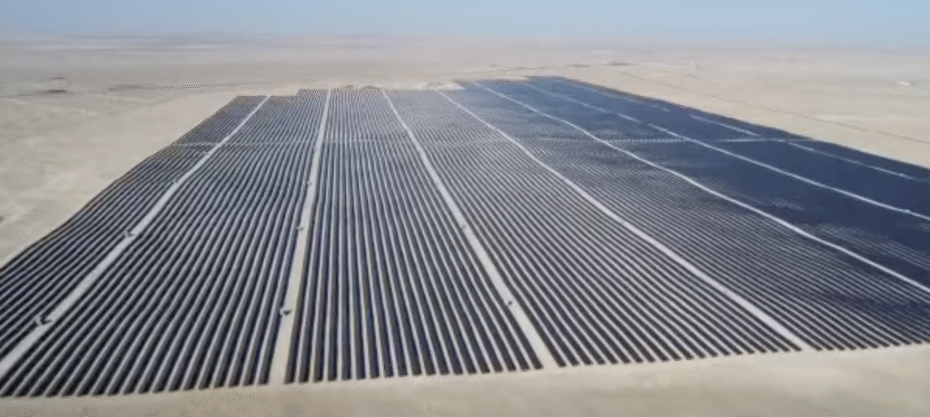 Algeria inaugurates 300 MW solar project
