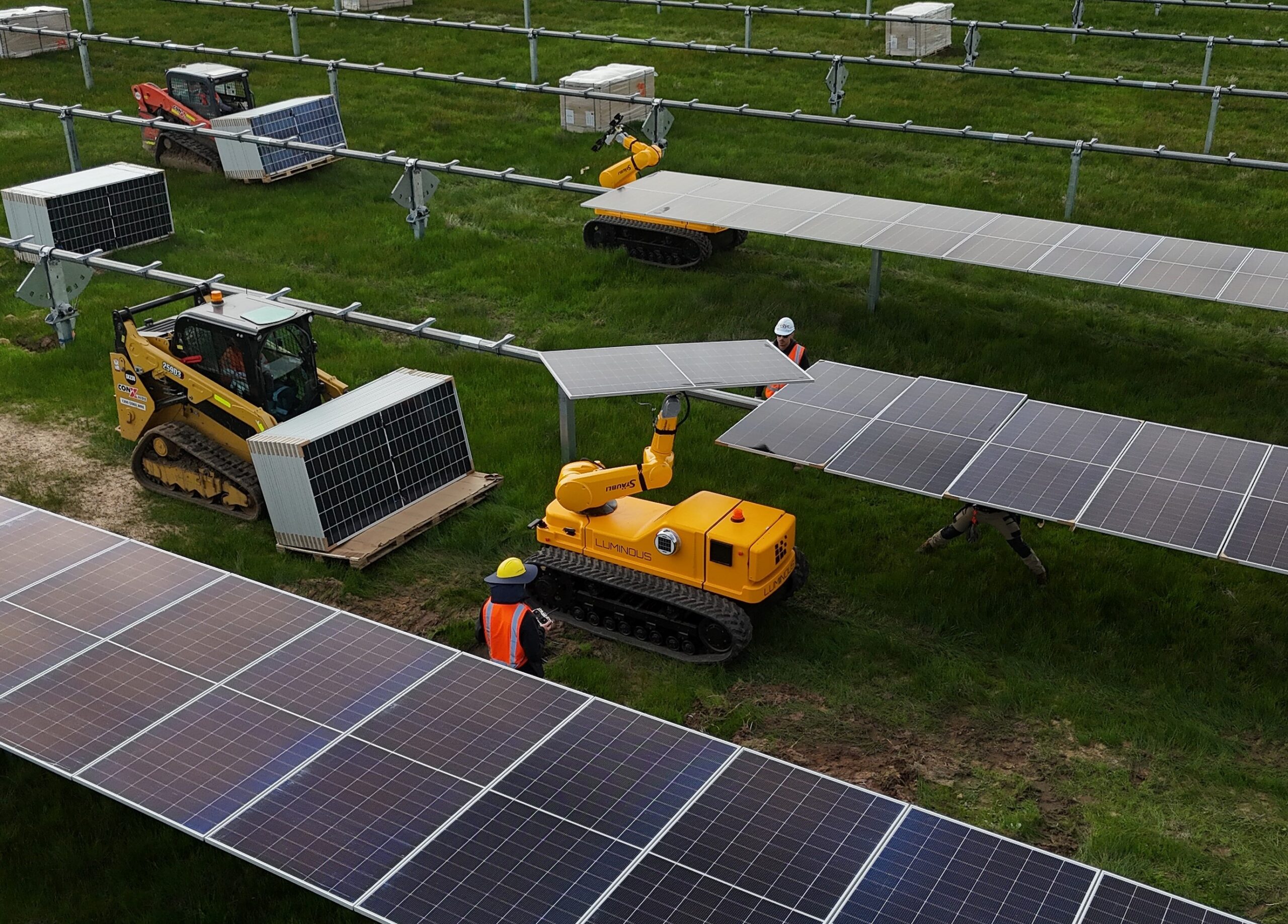 pv-magazine.com - David Carroll - Australian-made PV installation and piling robots moving towards commercial-scale production